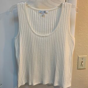 St. John knit tank off white size M